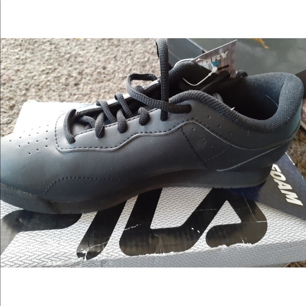 Fila work shoes